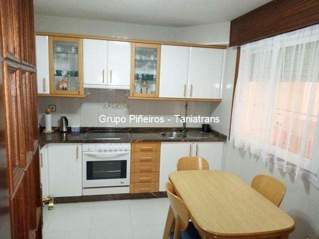 ALQUILER VACACIONAL O CURSO ESCOLOAR DE PISO EN EDIFICIO ESPIGUIÑA, MUROS