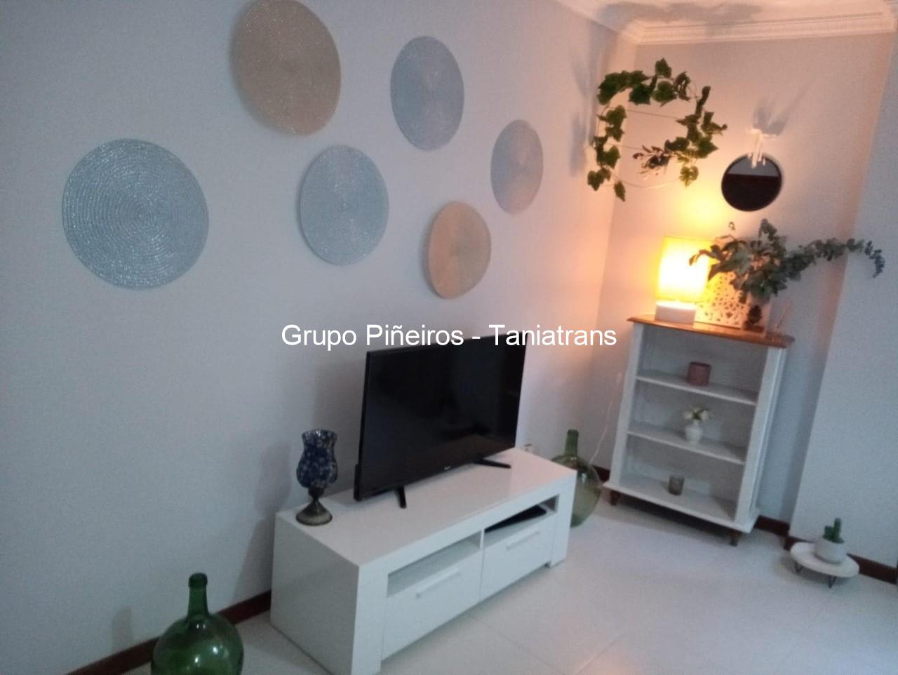 Foto 7 ALQUILER VACACIONAL O CURSO ESCOLOAR DE PISO EN EDIFICIO ESPIGUIÑA, MUROS
