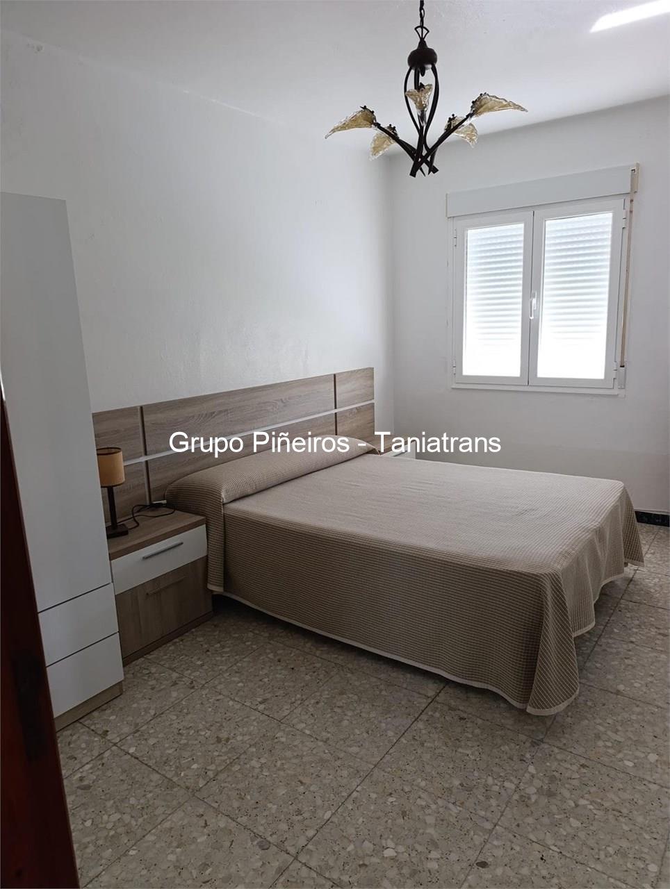 Foto 9 CASA AZUL CON HERMOSAS VISTAS EN LARIÑO - OPORTUNIDAD