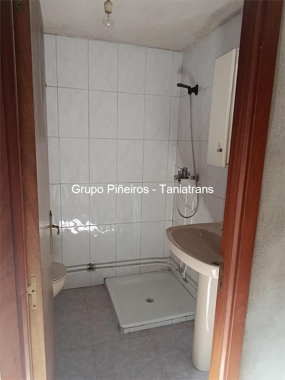 Foto 7 CASA DE PIEDRA CON GARAJES  Y FINCAS EN XESTOSO,MAZARICOS