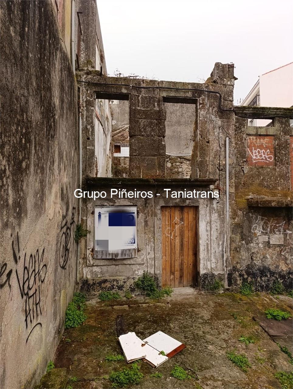 Foto 2 CASA DE PIEDRA PARA RESTAURAR EN CASCO HISTÓRICO