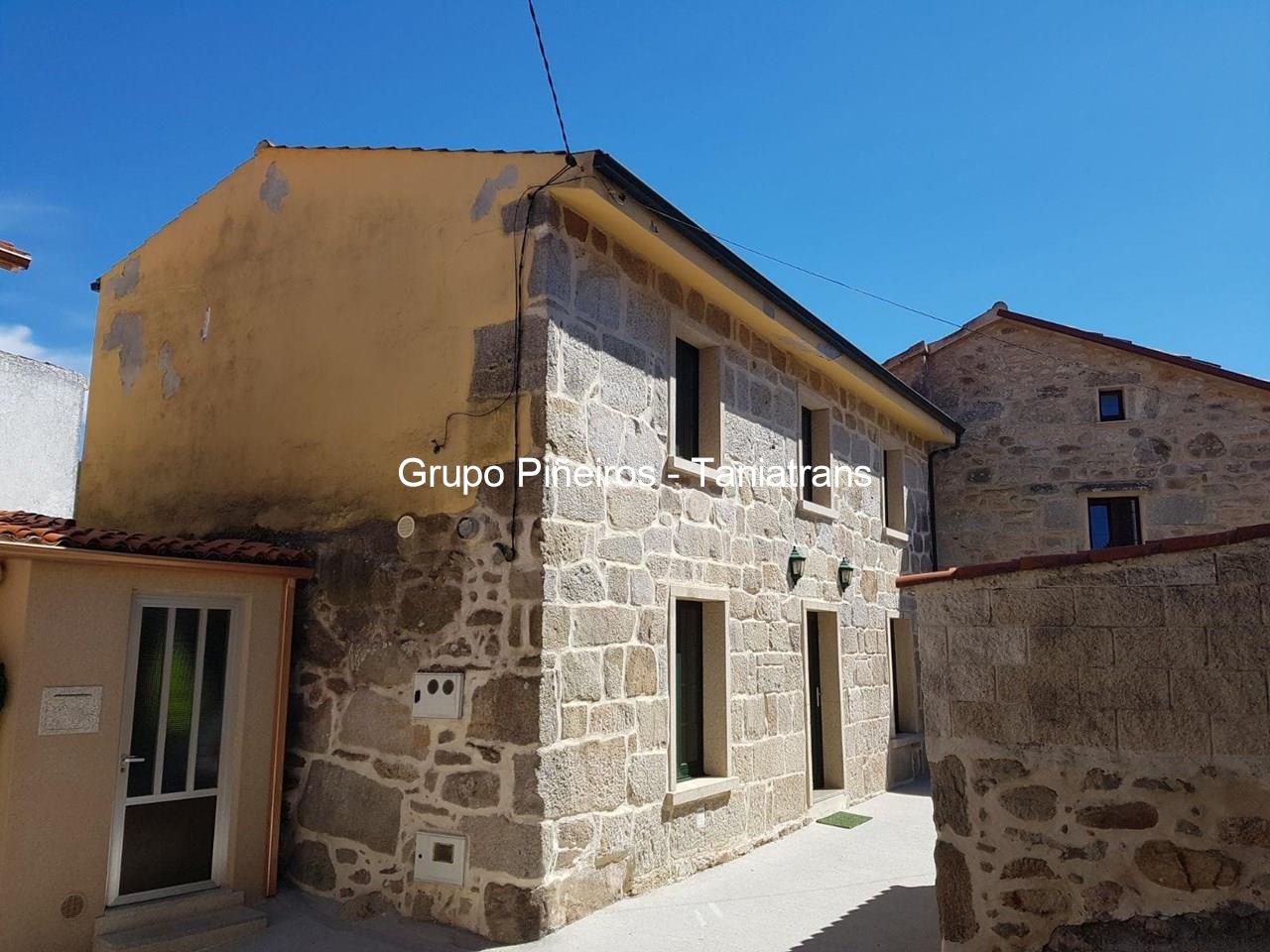 Foto 2 Casa de piedra restaurada en Lariño