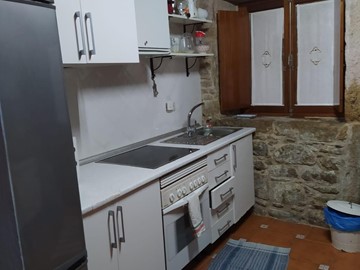 CASA EN CALLE GRACIA, MUROS. ALQUILER VACACIONAL O TEMPORADA ESCOLAR