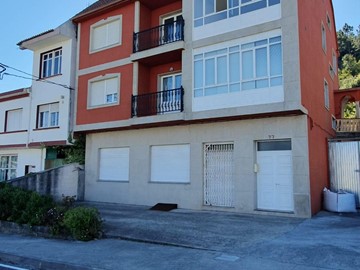 LOCAL COMERCIAL EN LIRA - Carnota